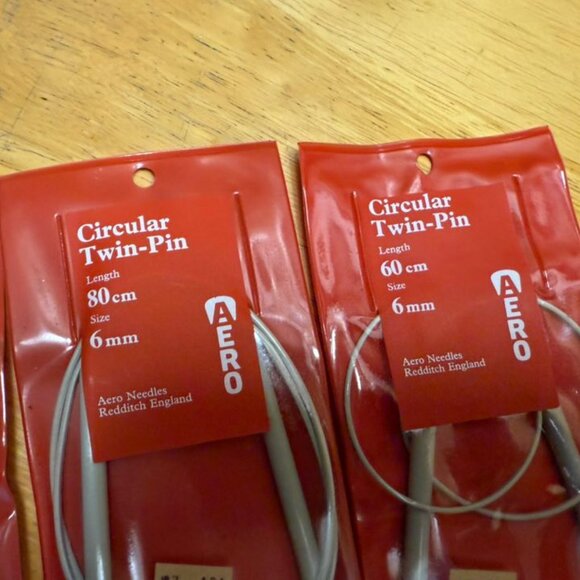 Vintage Bundle of Aero Circular Twin-Pin Knitting Needles - Picture 3 of 5